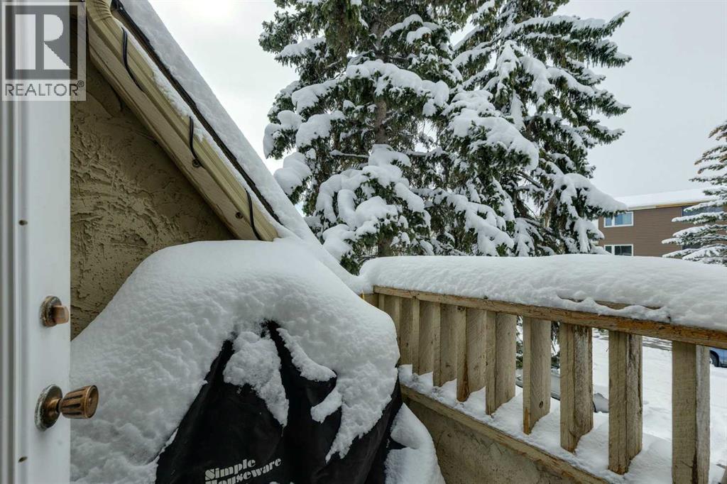 Single Family House 5 Level for Sale in  Ranchlands Road NW Ranchlands Calgary 