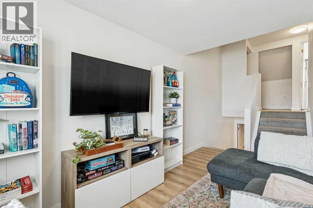 Single Family House 5 Level for Sale in  Ranchlands Road NW Ranchlands Calgary 