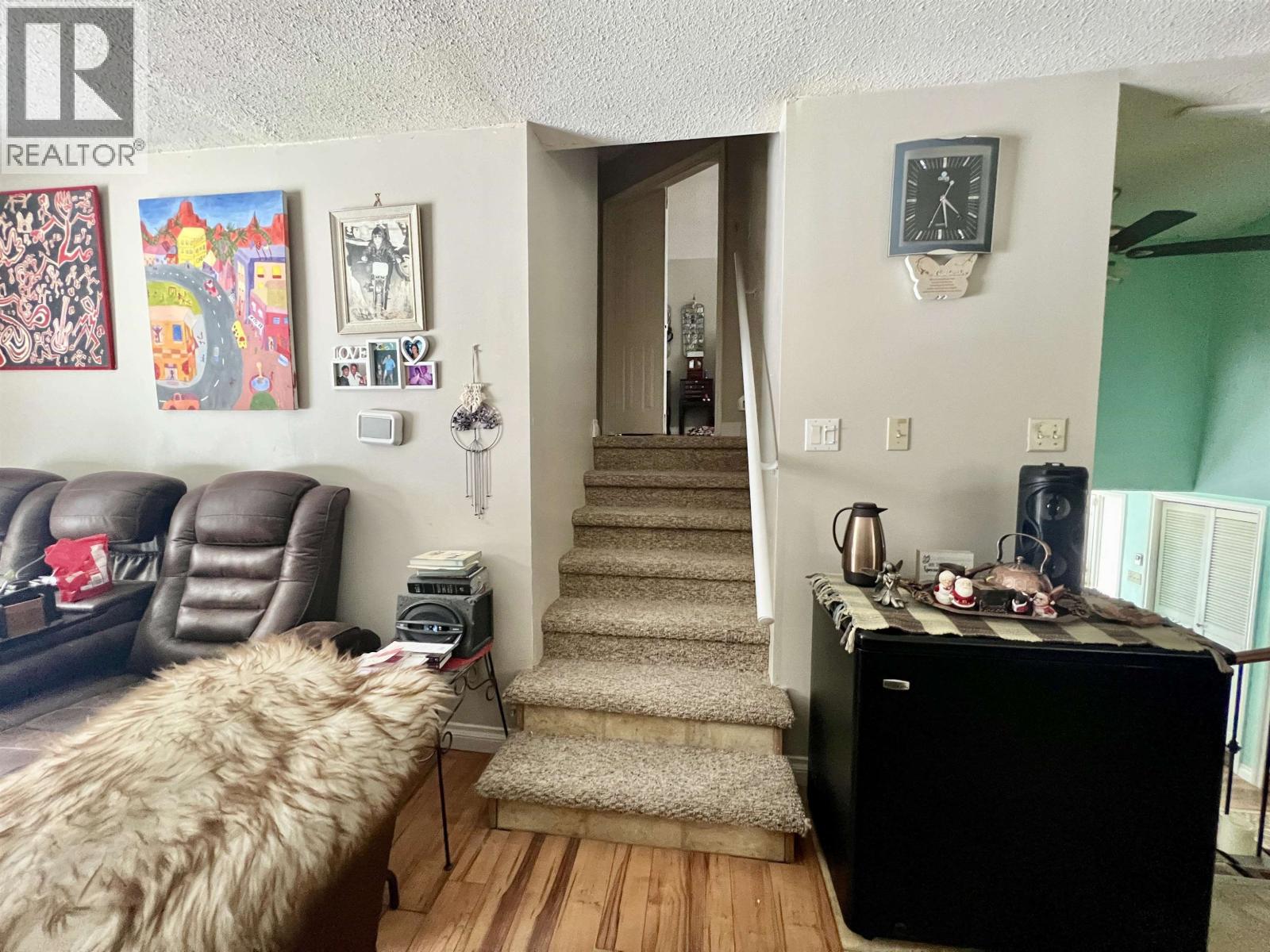 196 CHINOOK AVENUE - 15