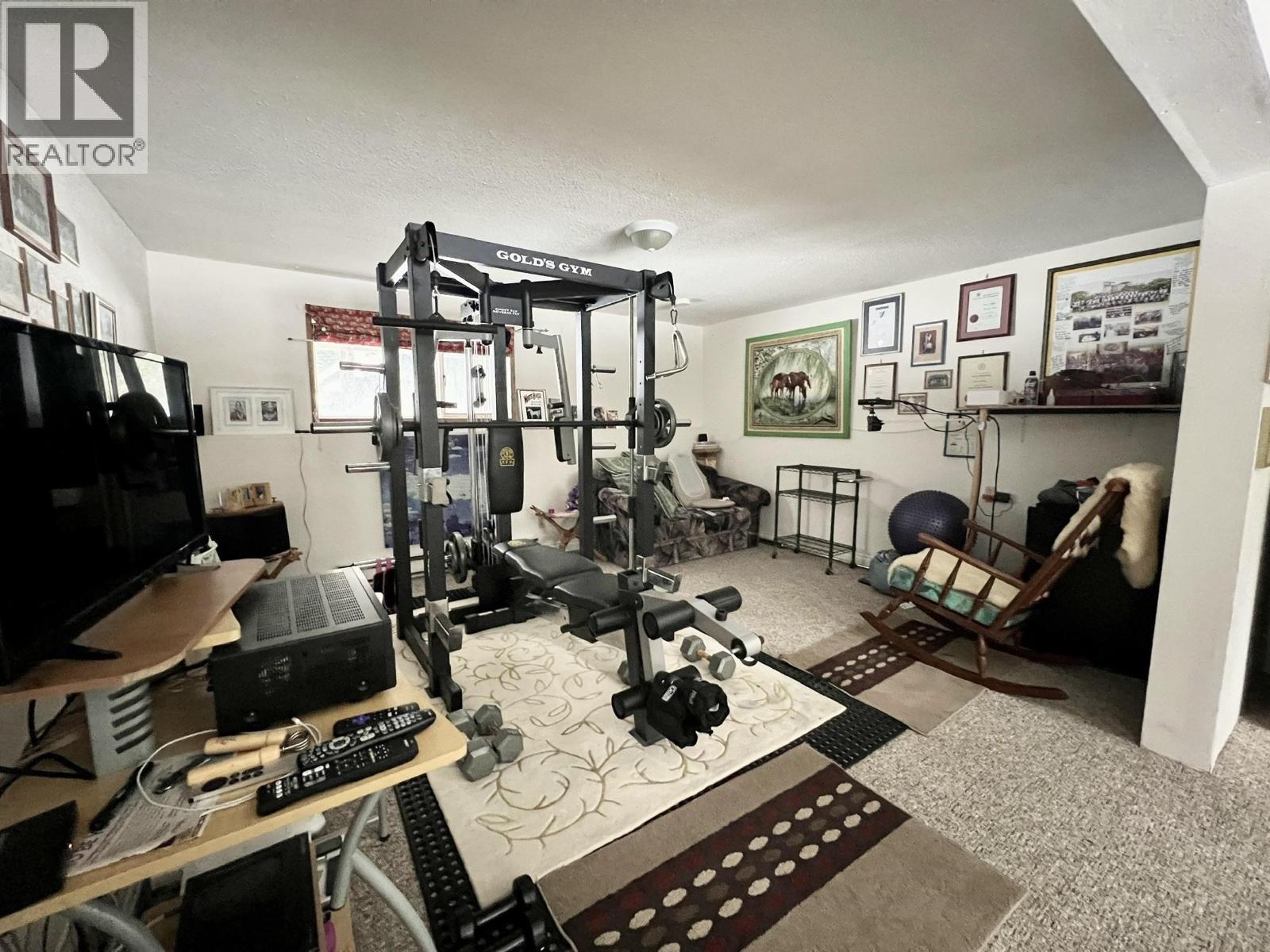 196 CHINOOK AVENUE - 26