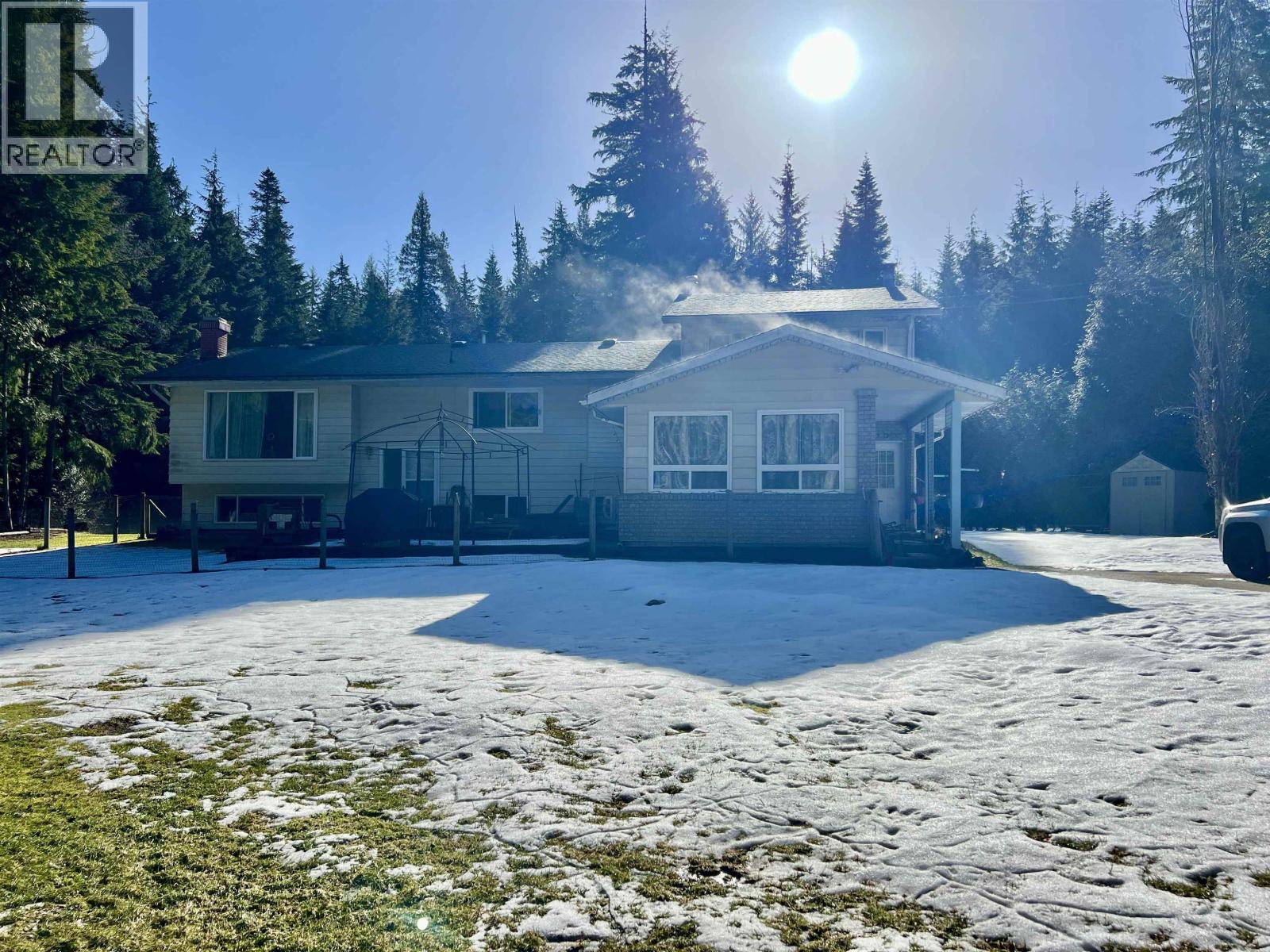 196 CHINOOK AVENUE - 32