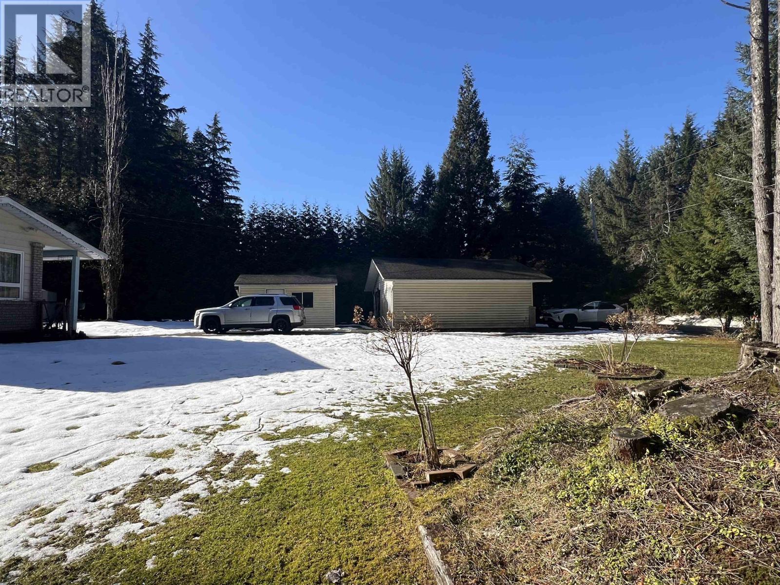 196 CHINOOK AVENUE - 34