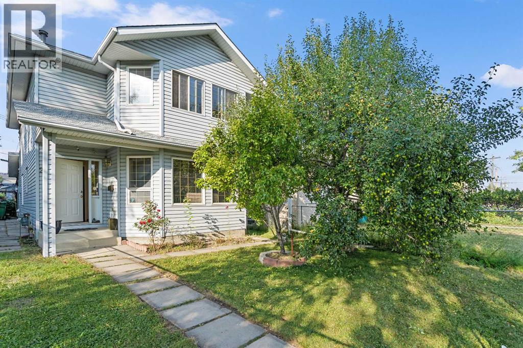 218 15 AVENUE NW - 1