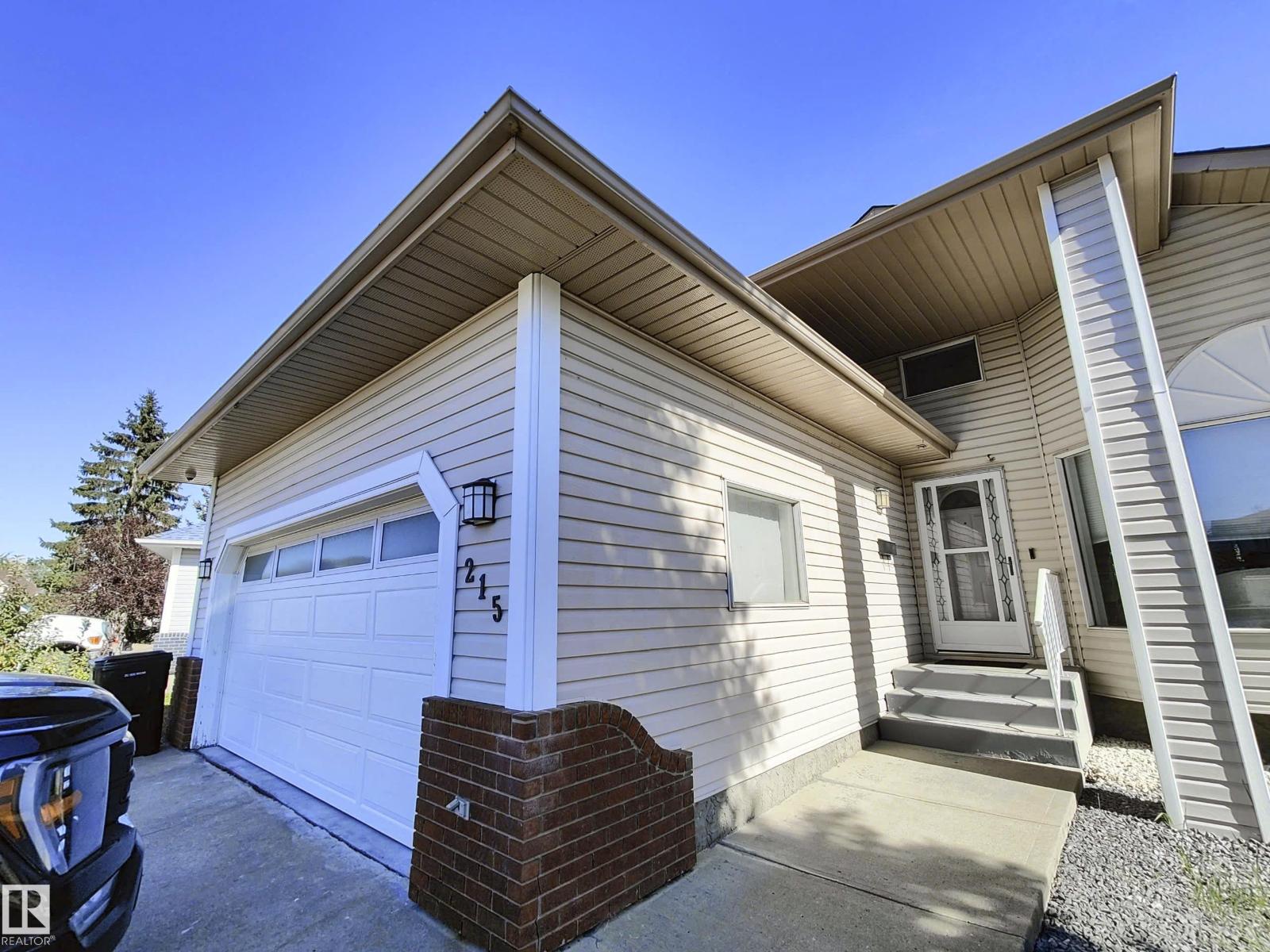 215 PETER CL NW NW, Edmonton