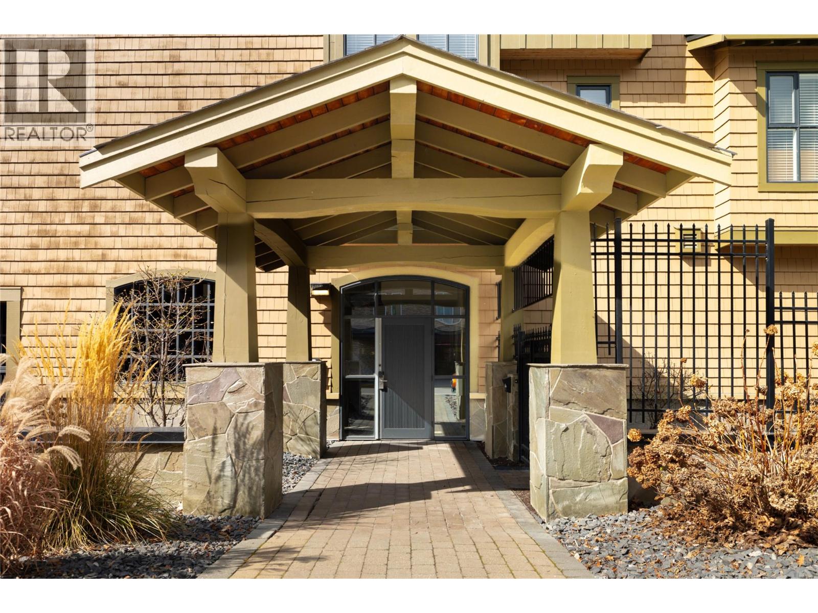 #124 3880 TRUSWELL ROAD - 42