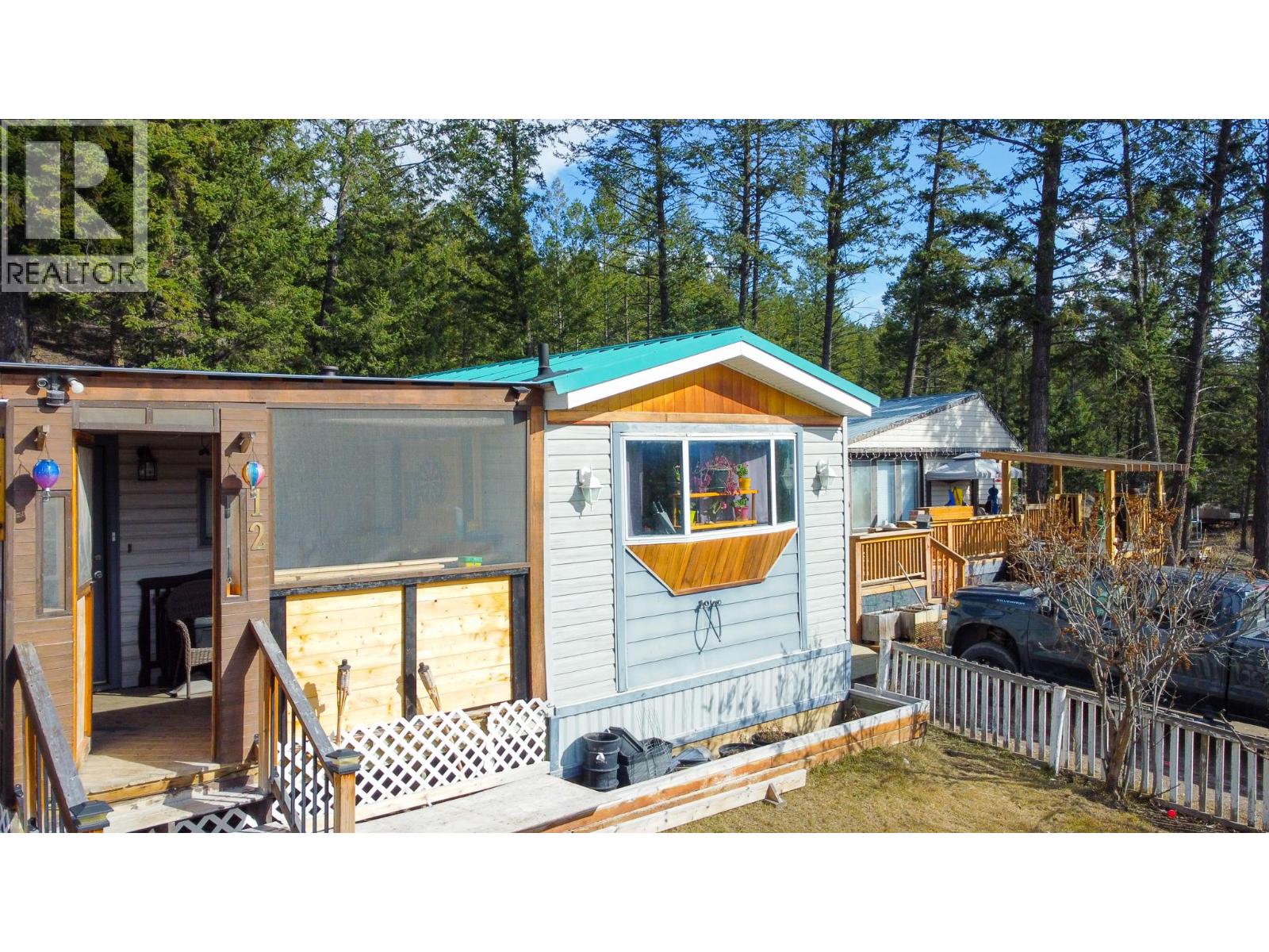 12 Eacrett Road, Radium Hot Springs