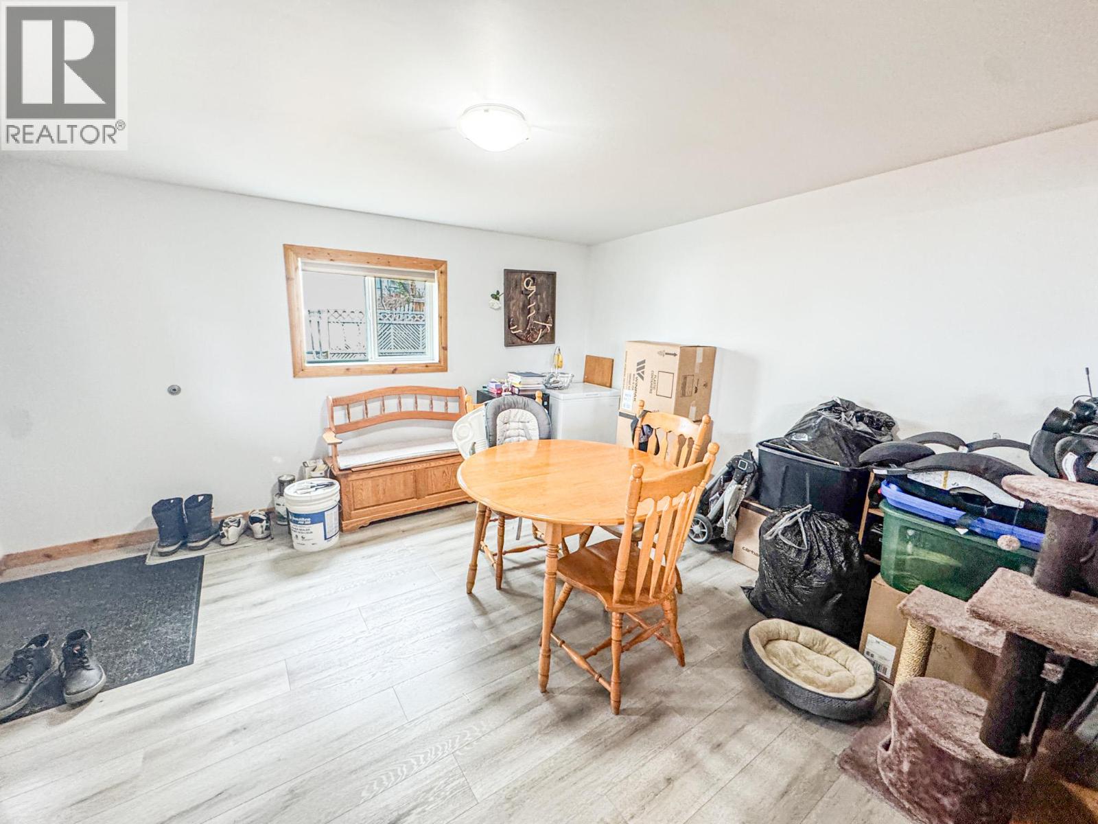 12 Eacrett Road, Radium Hot Springs