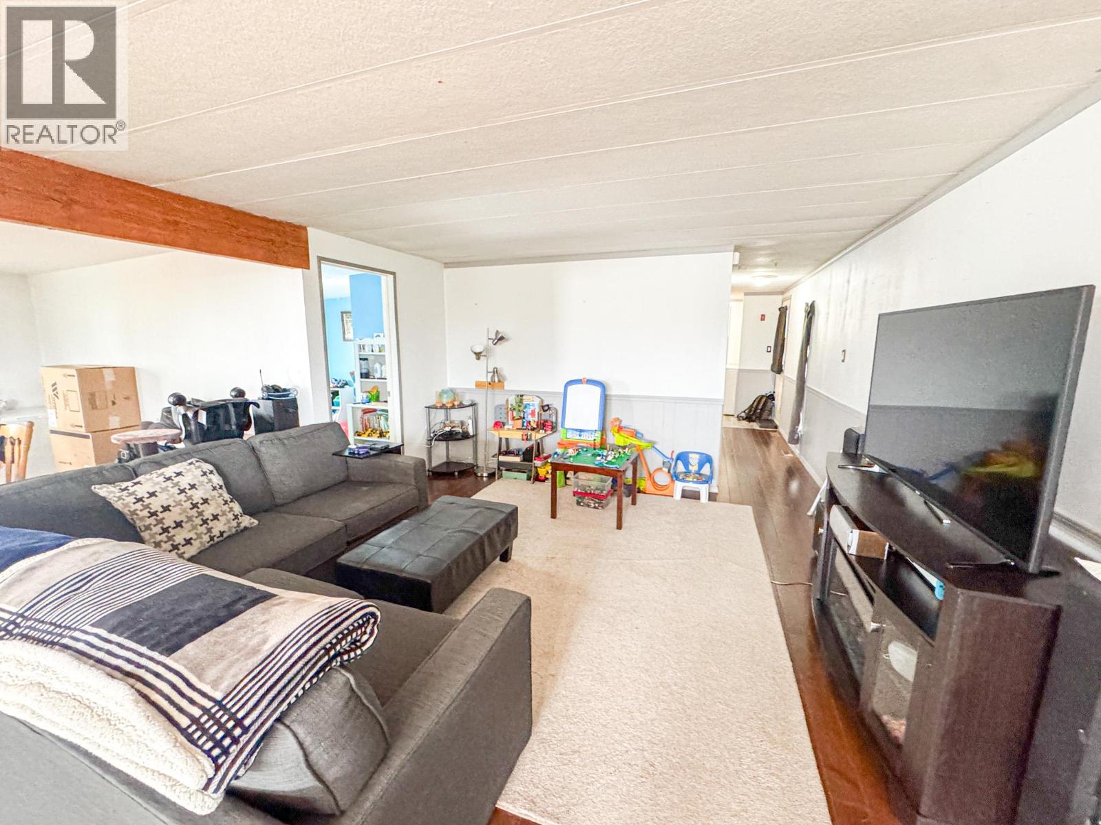 12 Eacrett Road, Radium Hot Springs