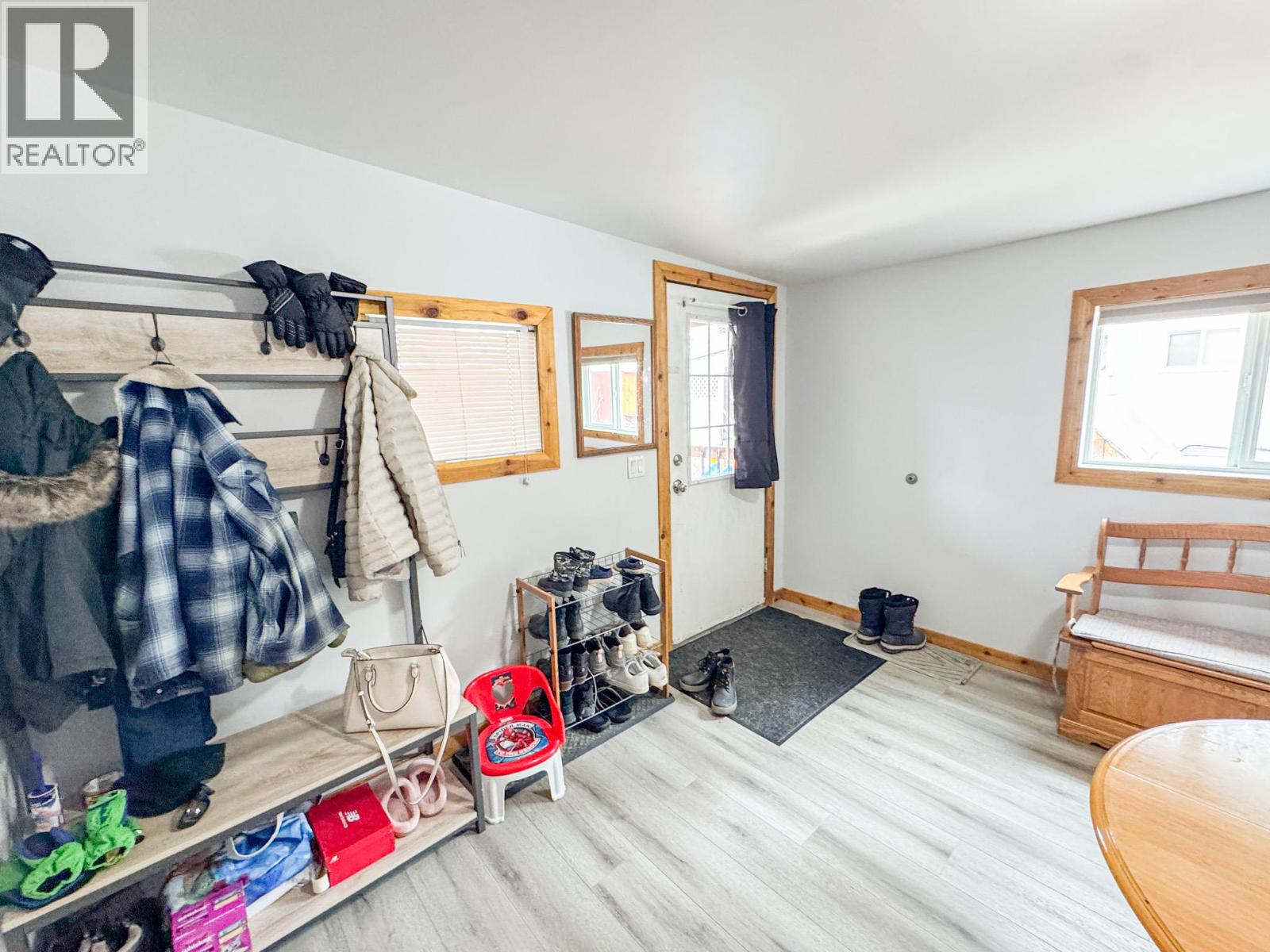 12 Eacrett Road, Radium Hot Springs