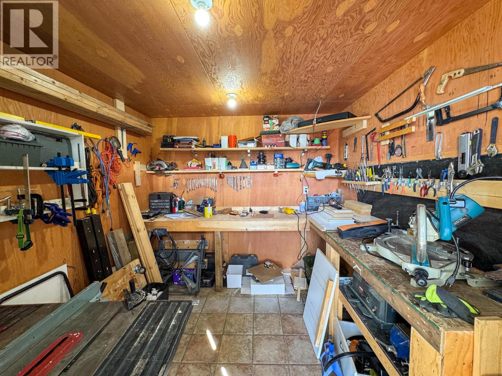 12 Eacrett Road, Radium Hot Springs