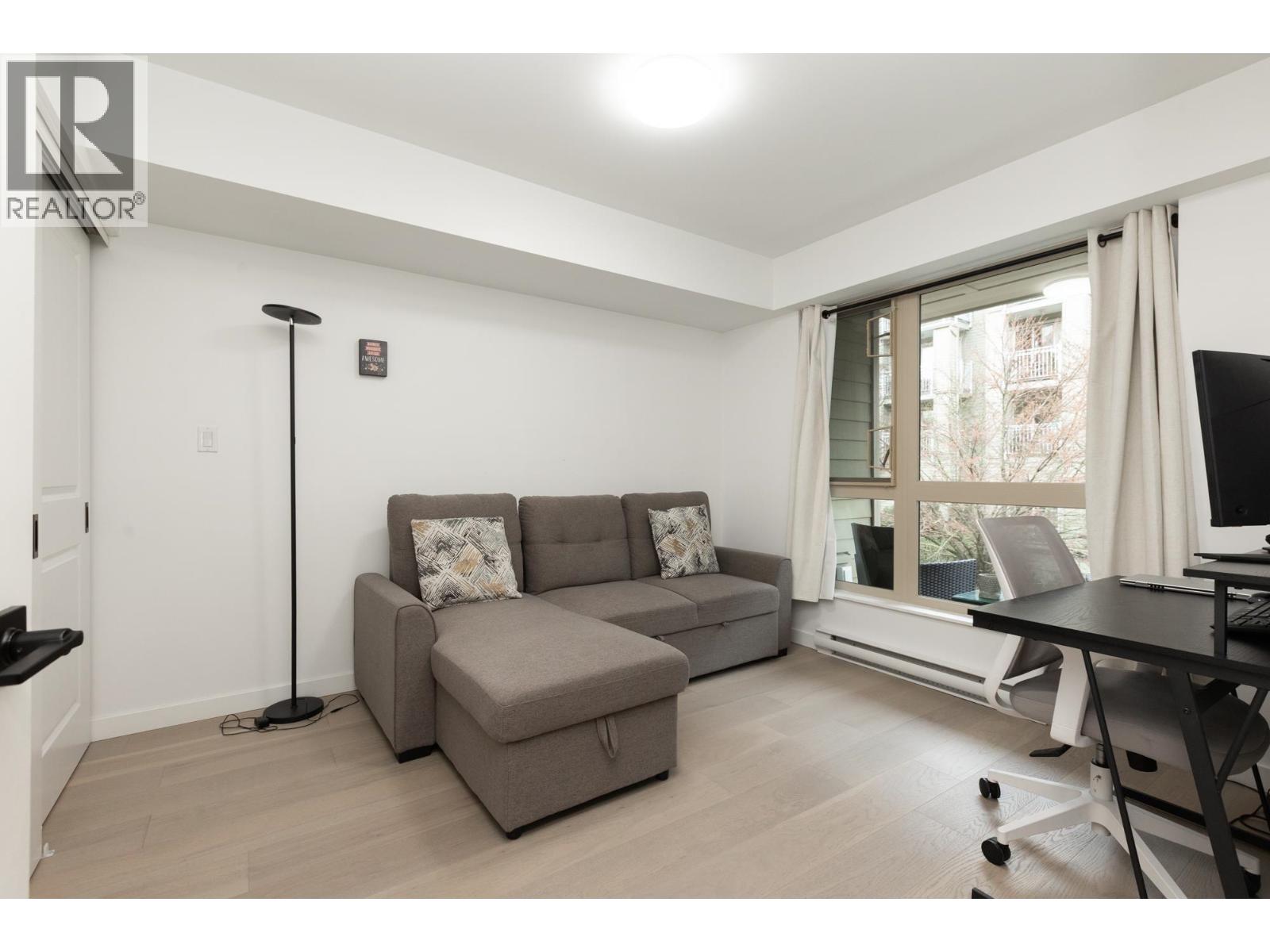 #203-1315 56 Street, Delta