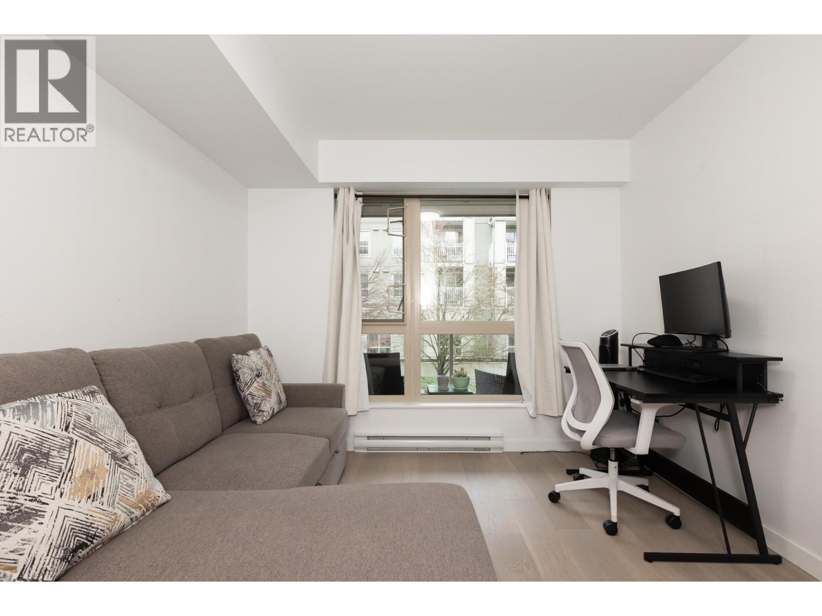 #203-1315 56 Street, Delta