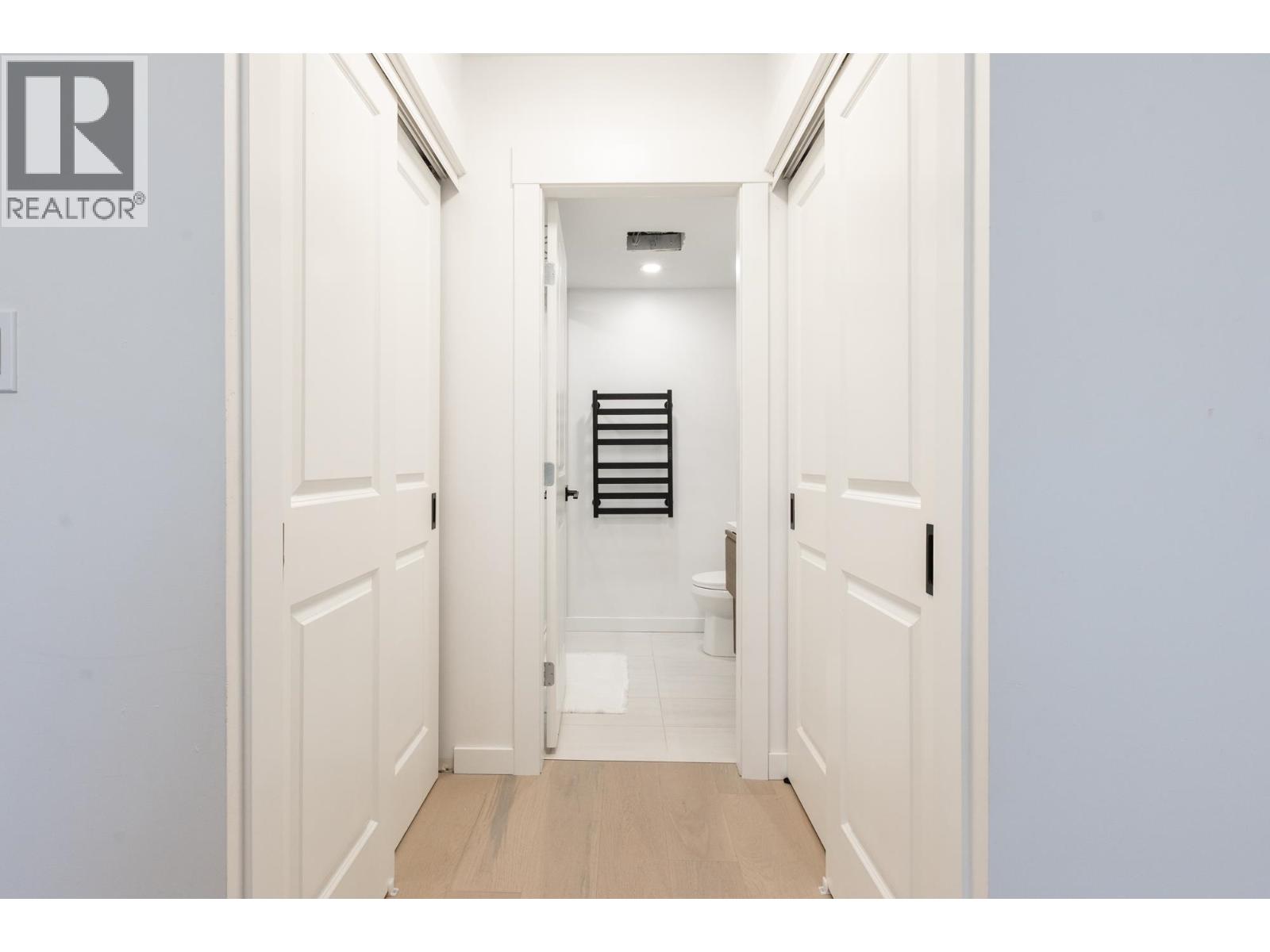 #203-1315 56 Street, Delta