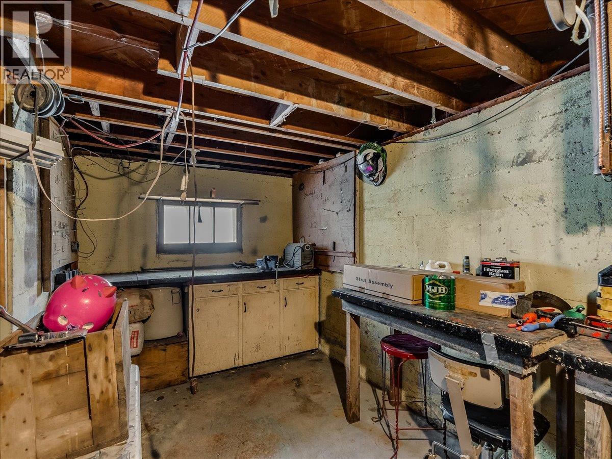 2150 Thompson Avenue, Rossland