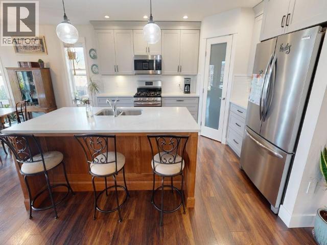 7367 GLACIER STREET - 13