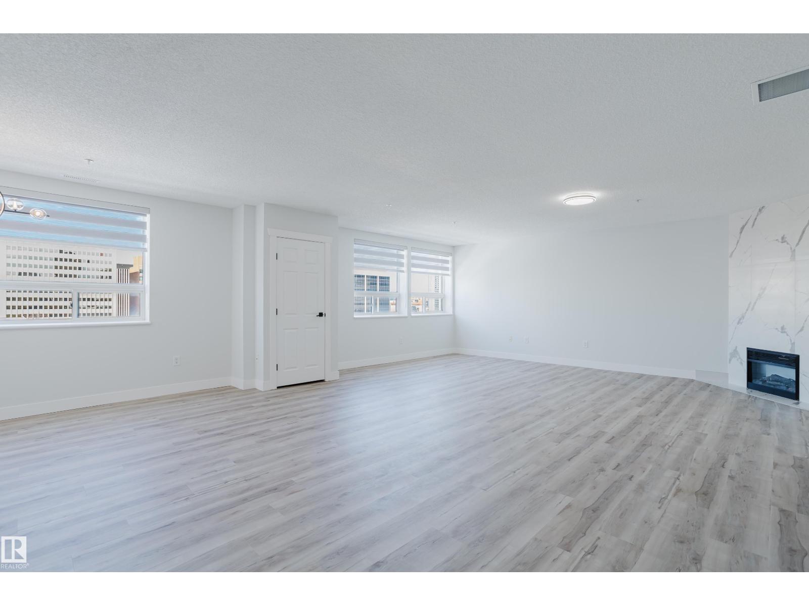 #703 9919 105 ST NW - 17