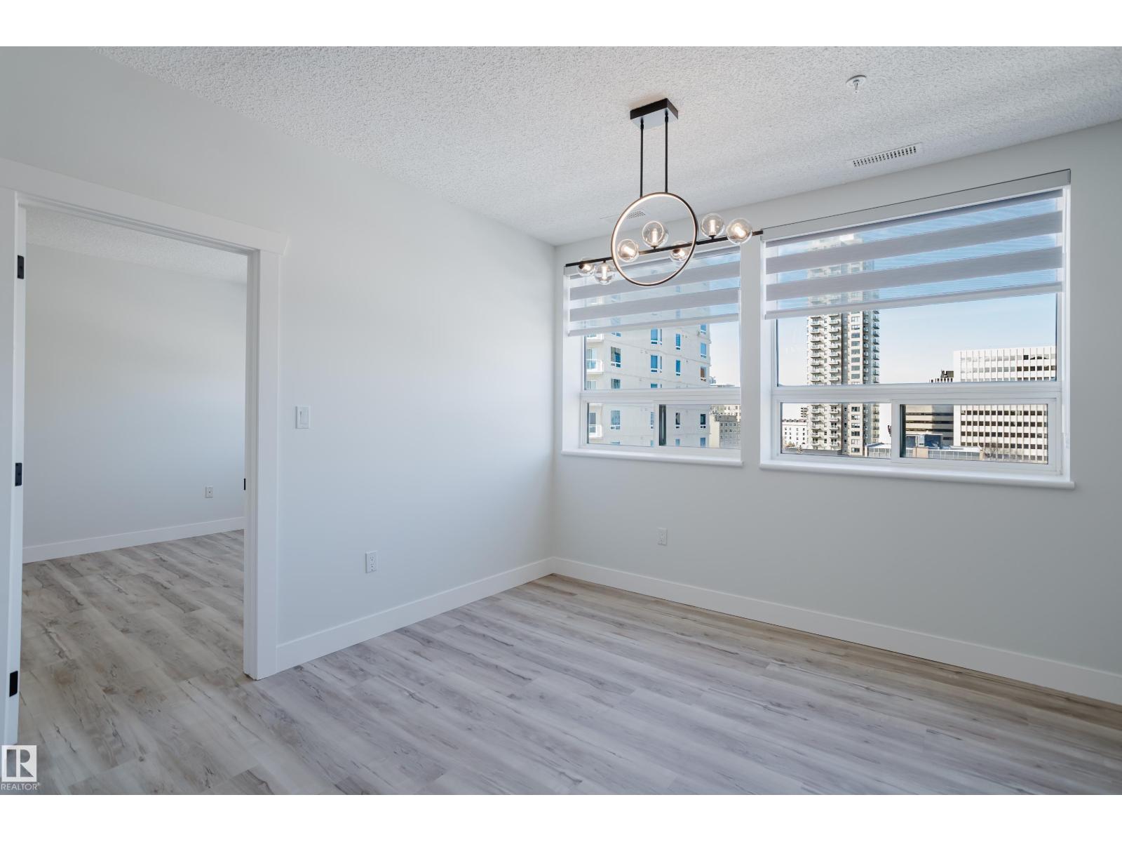 #703 9919 105 ST NW - 24