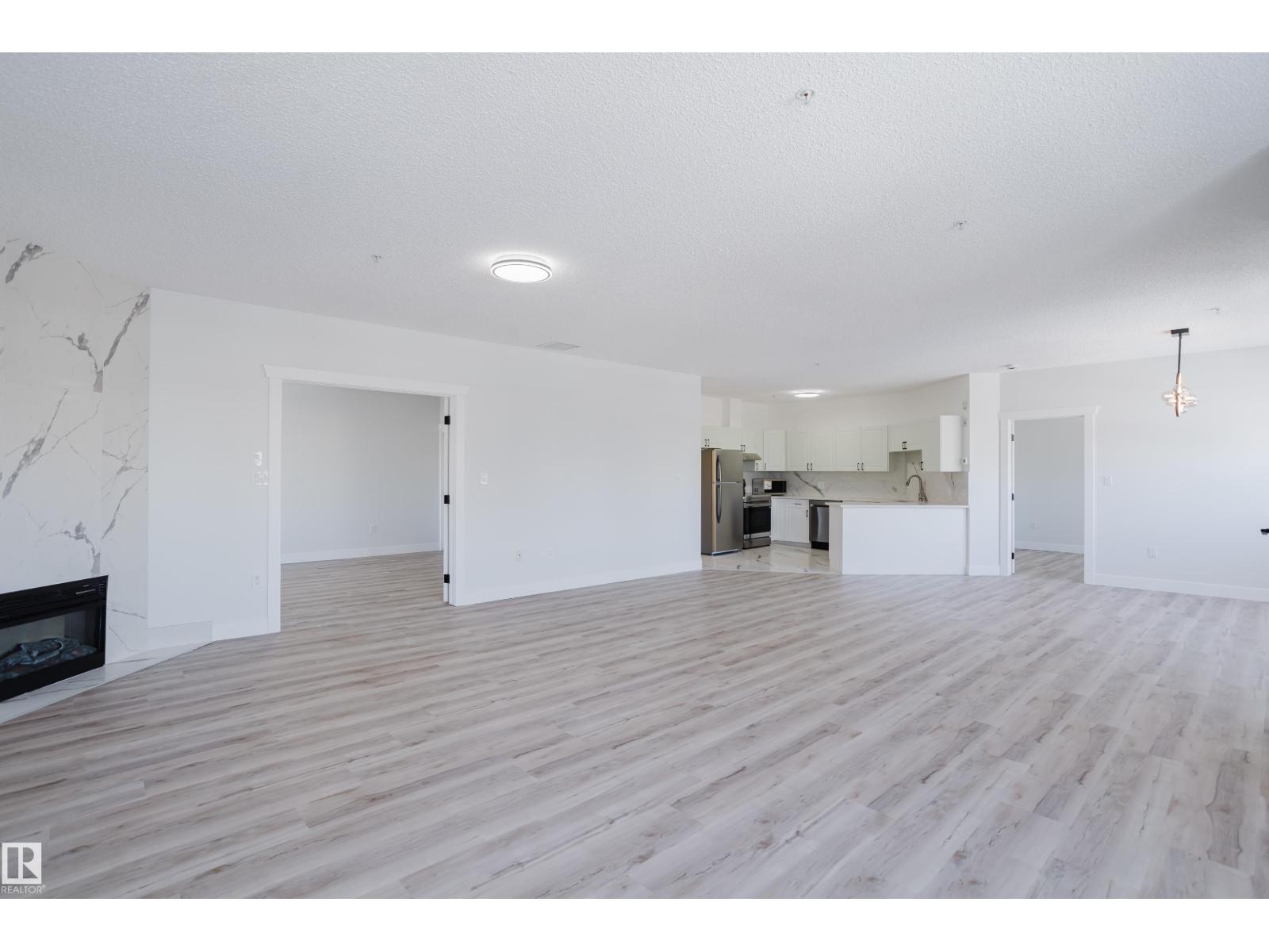 #703 9919 105 ST NW - 36