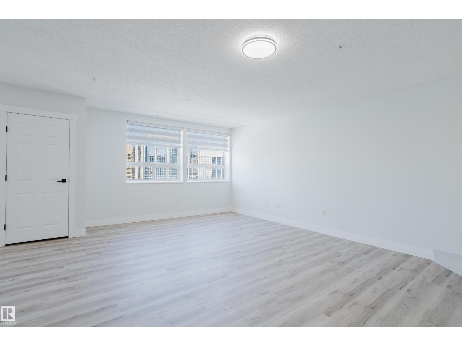 #703 9919 105 ST NW - 38