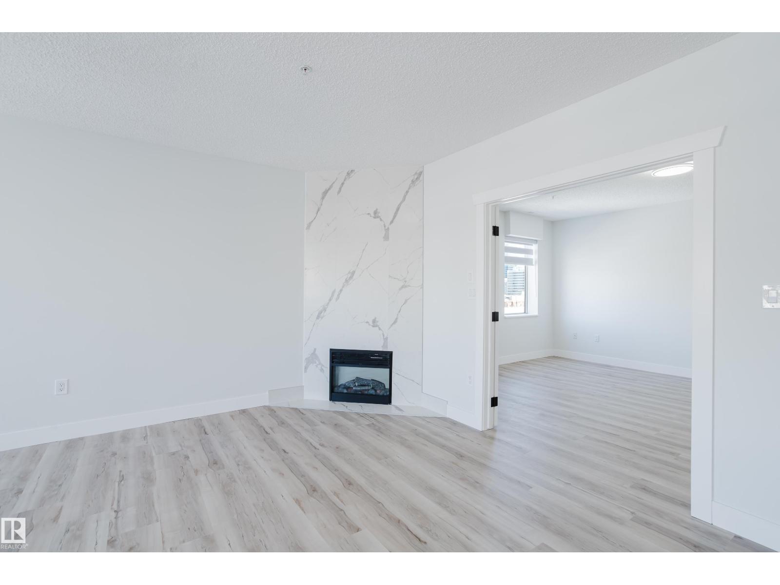 #703 9919 105 ST NW - 39