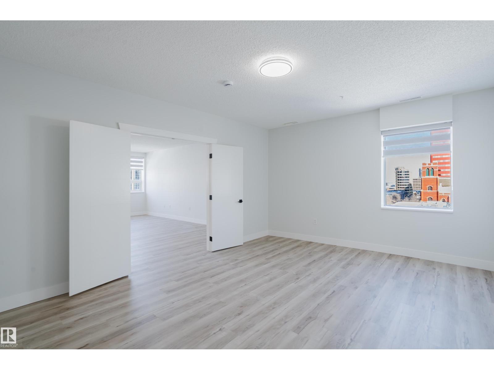#703 9919 105 ST NW - 43