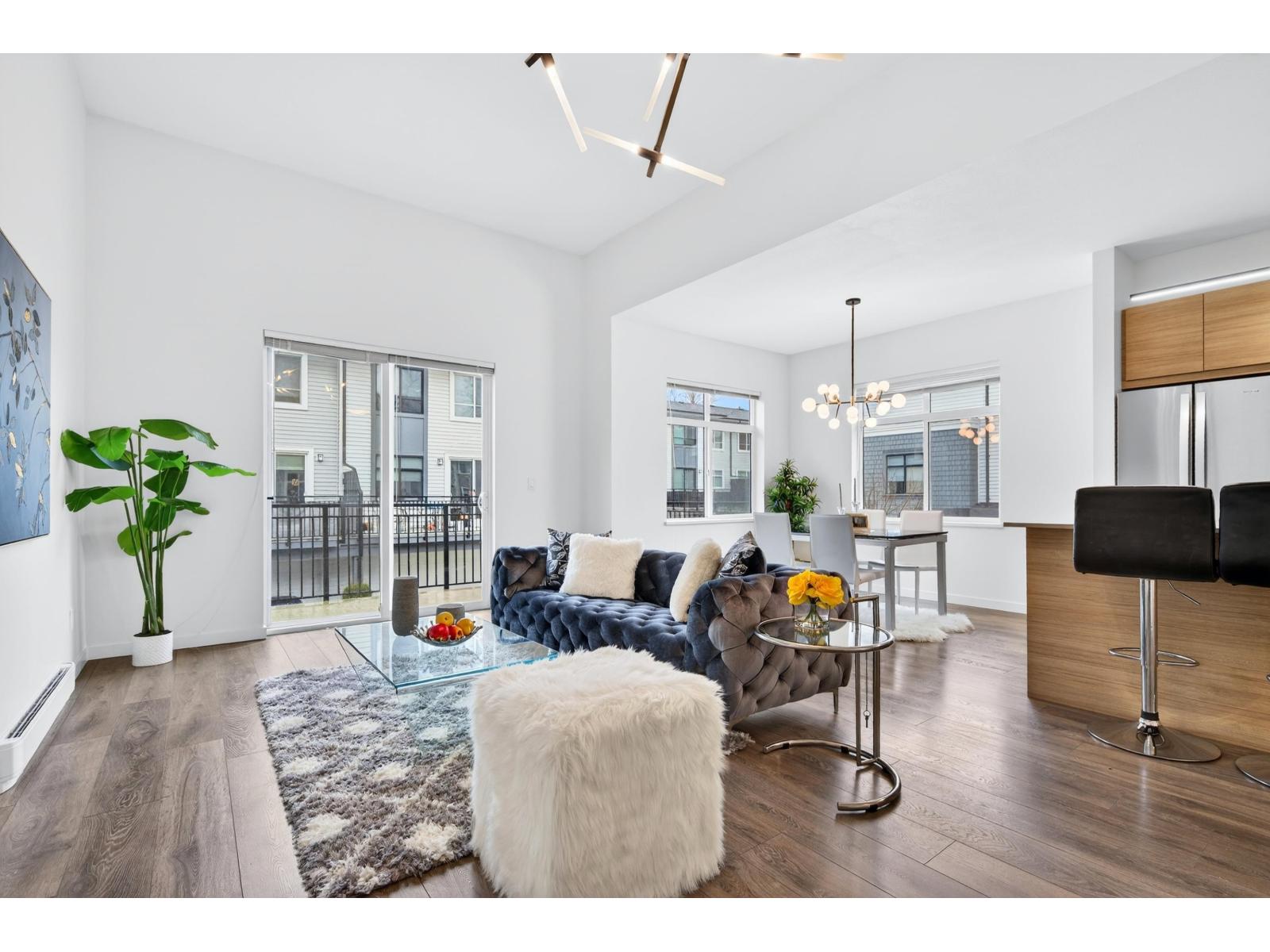 1405 18505 LAURENSEN Place - main photo