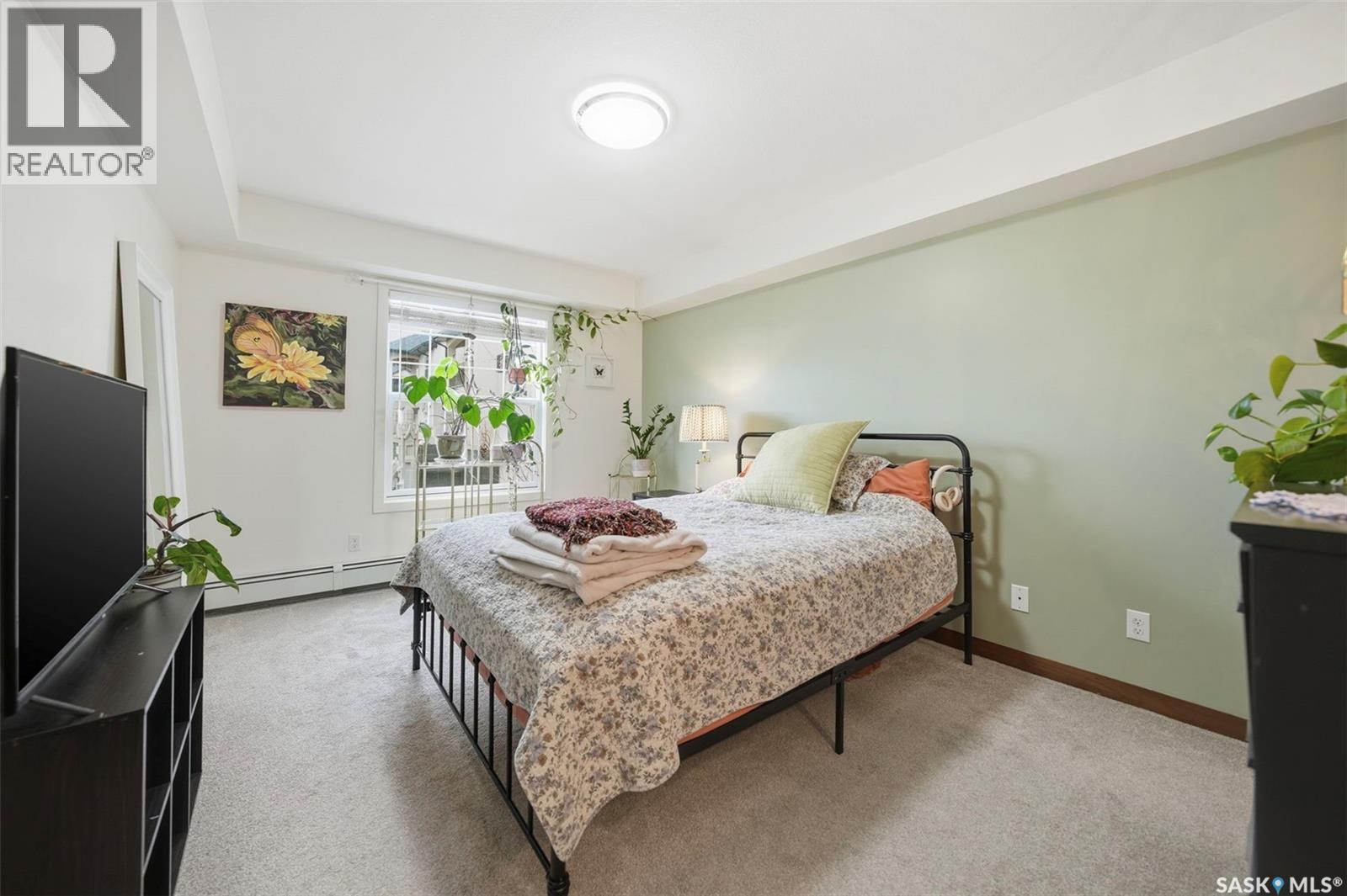 #211 130 Phelps WAY - 16