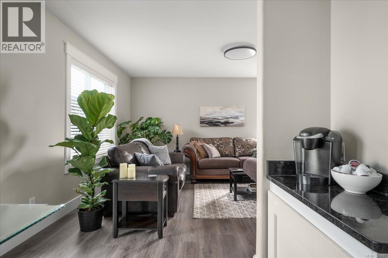 611 ERMINESKIN AVE - 11