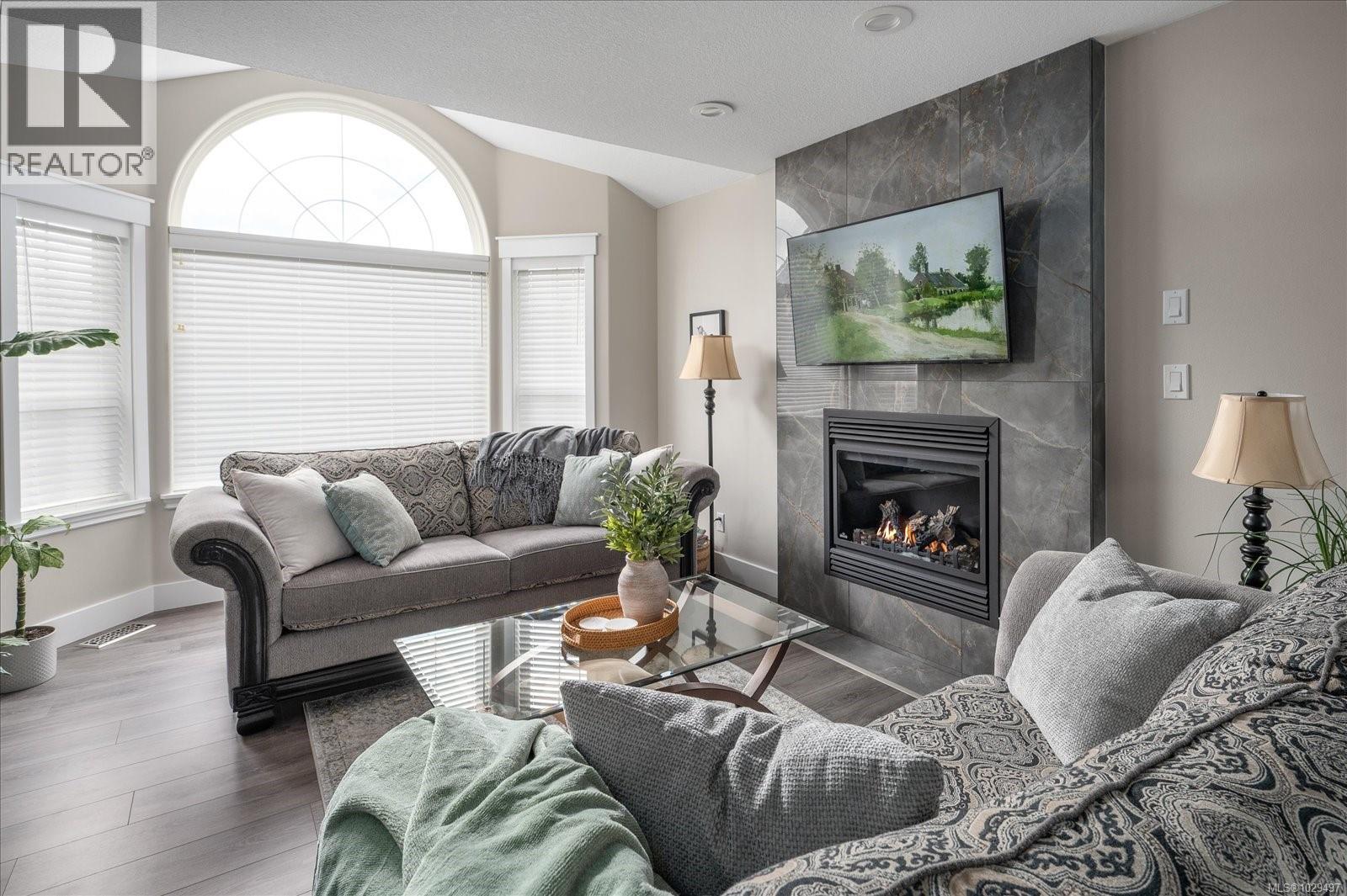 611 ERMINESKIN AVE - Image 2