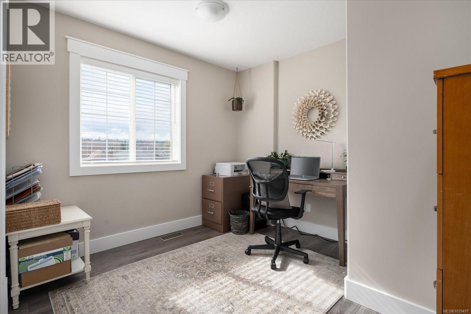 611 ERMINESKIN AVE - 28