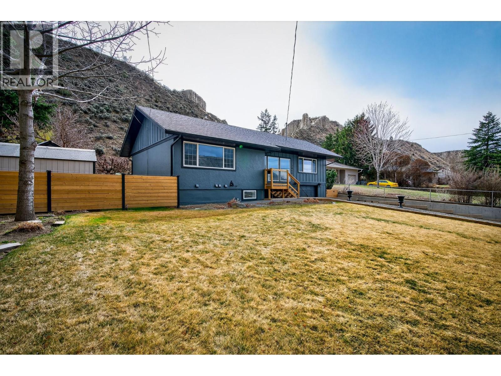 2095 Valleyview Drive, Kamloops