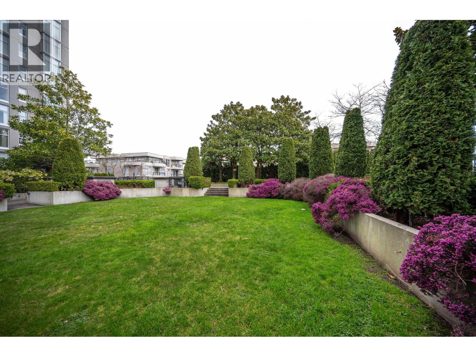 #302-7080 ST. ALBANS Road, Richmond