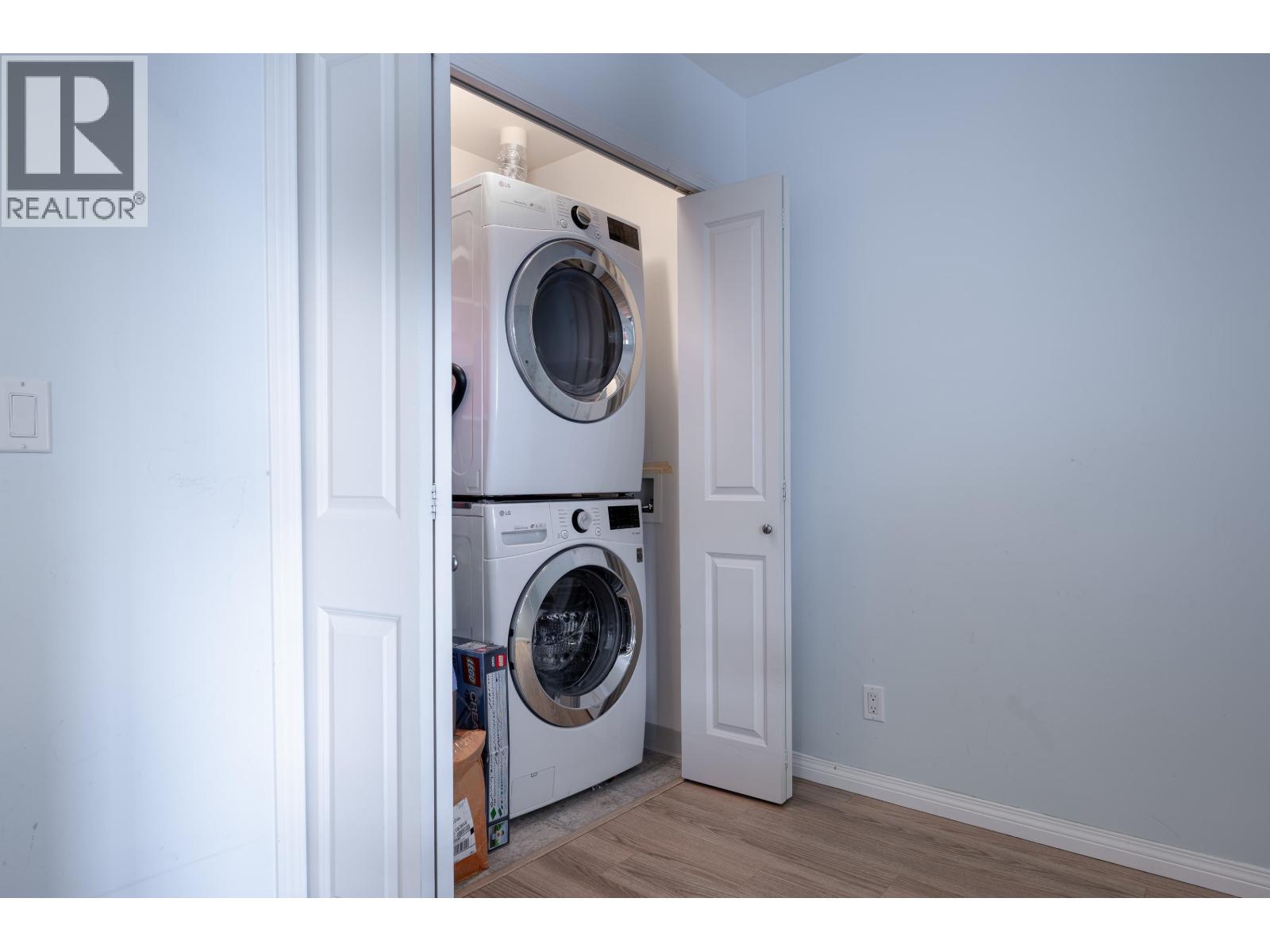 #302-7080 ST. ALBANS Road, Richmond