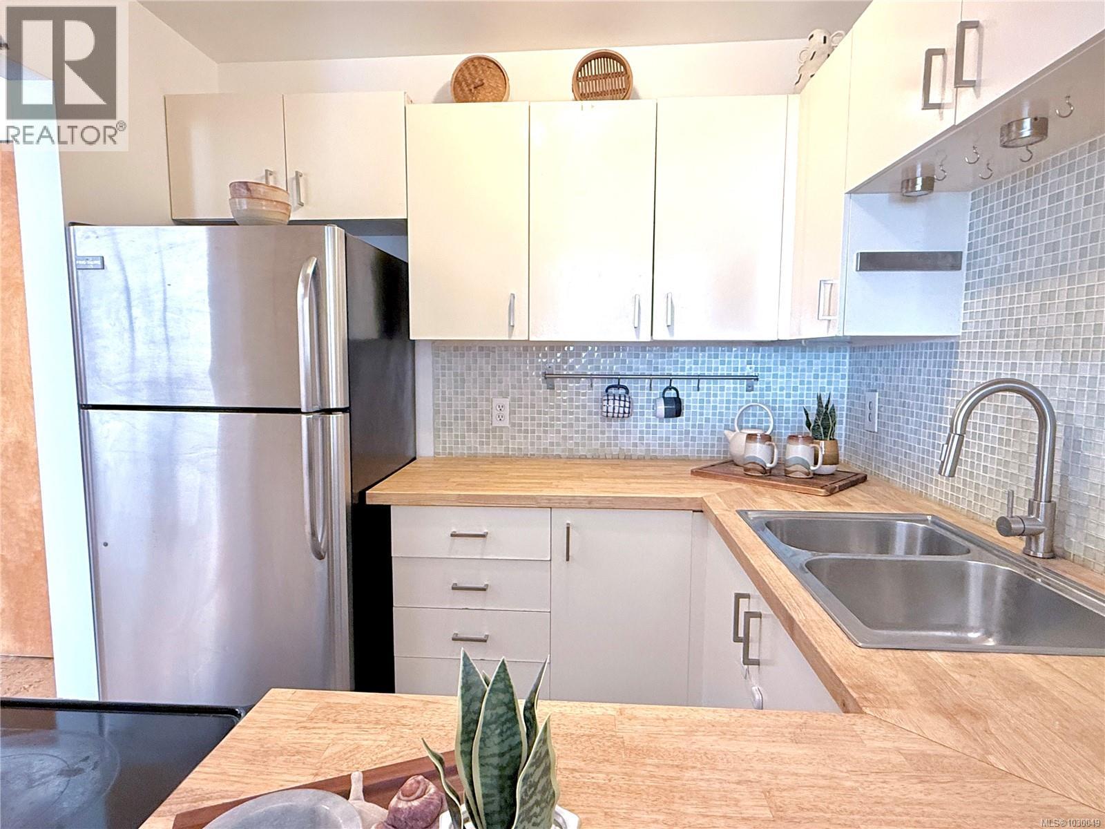 5 313 Cook Street, Victoria