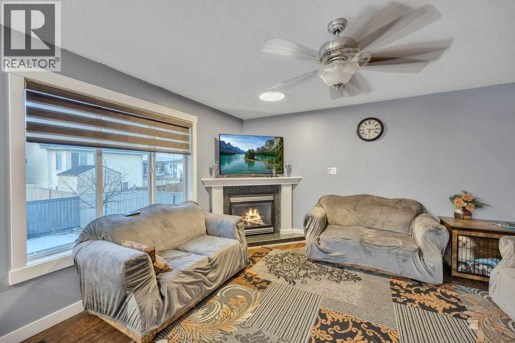 Single Family House for Sale in  Taracove Landing NE Taradale Calgary 