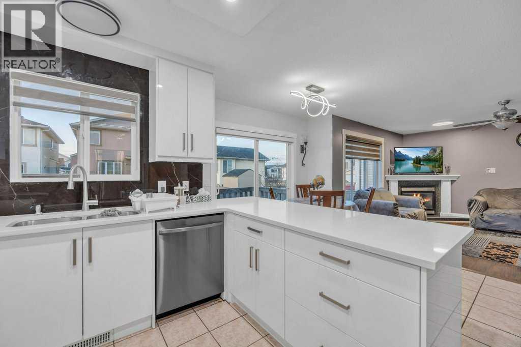 Single Family House for Sale in  Taracove Landing NE Taradale Calgary 