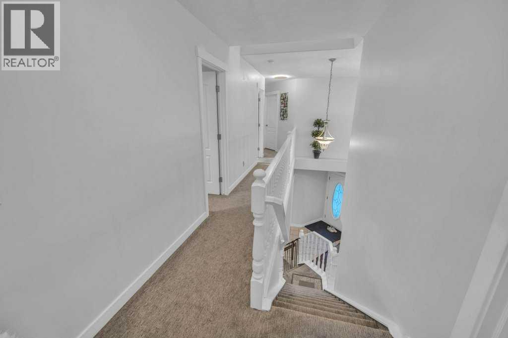 Single Family House for Sale in  Taracove Landing NE Taradale Calgary 