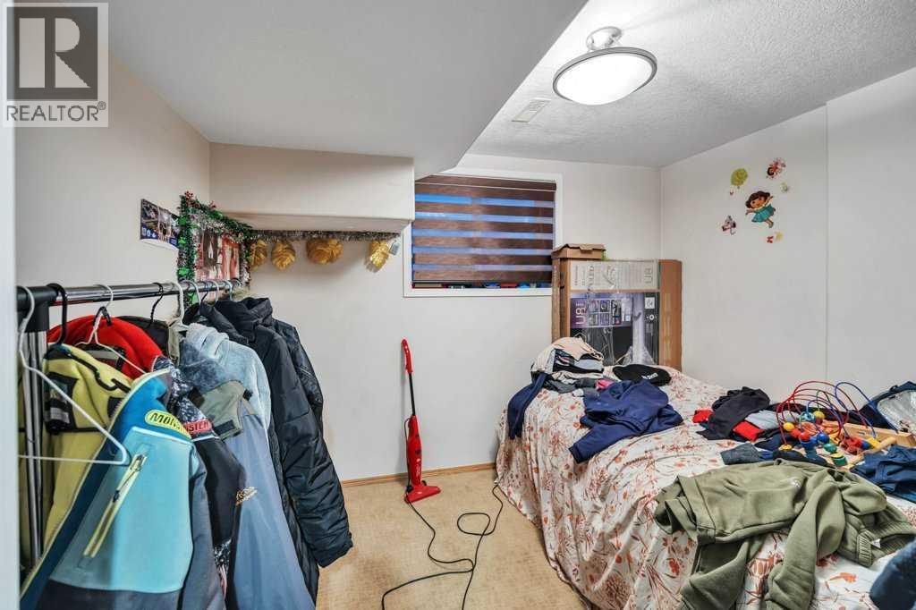 Single Family House for Sale in  Taracove Landing NE Taradale Calgary 