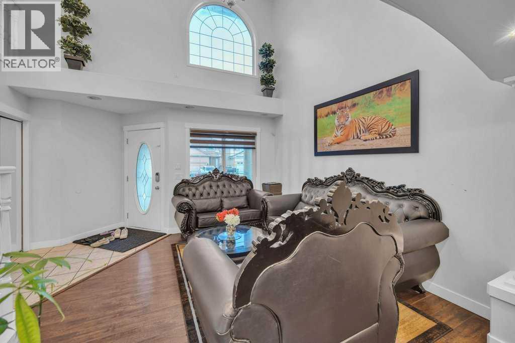 Single Family House for Sale in  Taracove Landing NE Taradale Calgary 