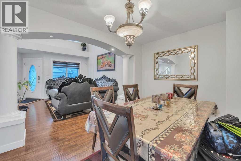 Single Family House for Sale in  Taracove Landing NE Taradale Calgary 