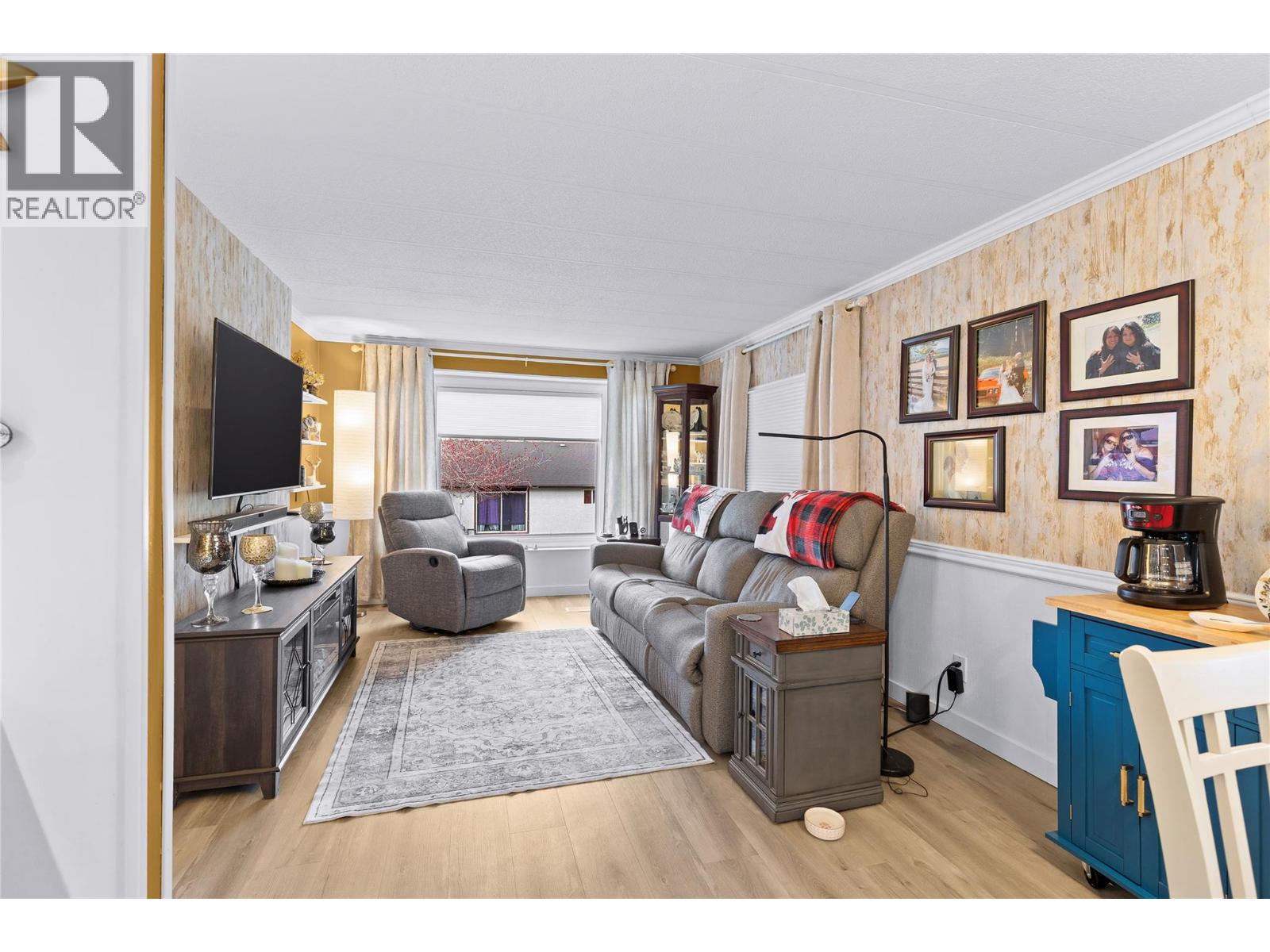 98 15401 Kalamalka Lake Road, Vernon