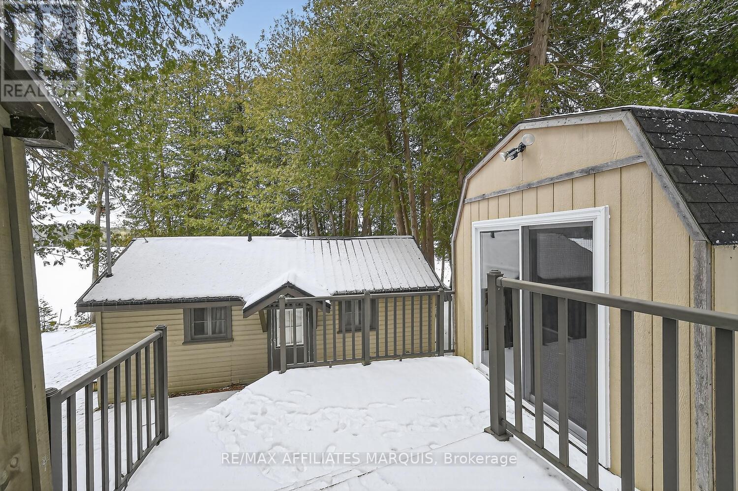 740 CEDAR PARK LANE — photo 32