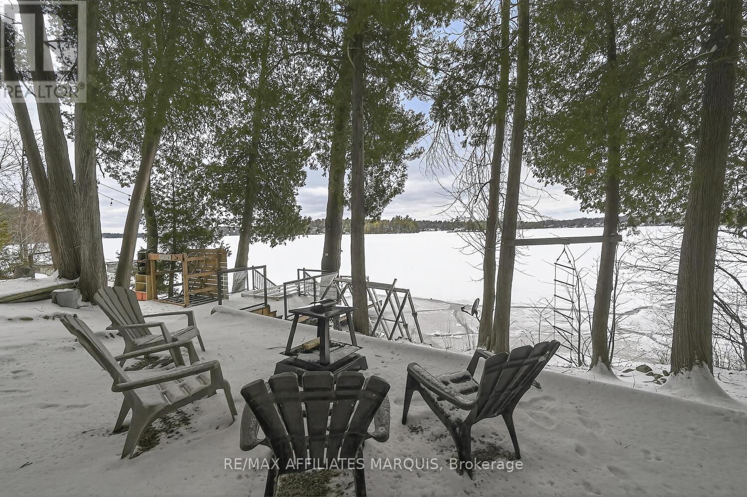 740 CEDAR PARK LANE — photo 42