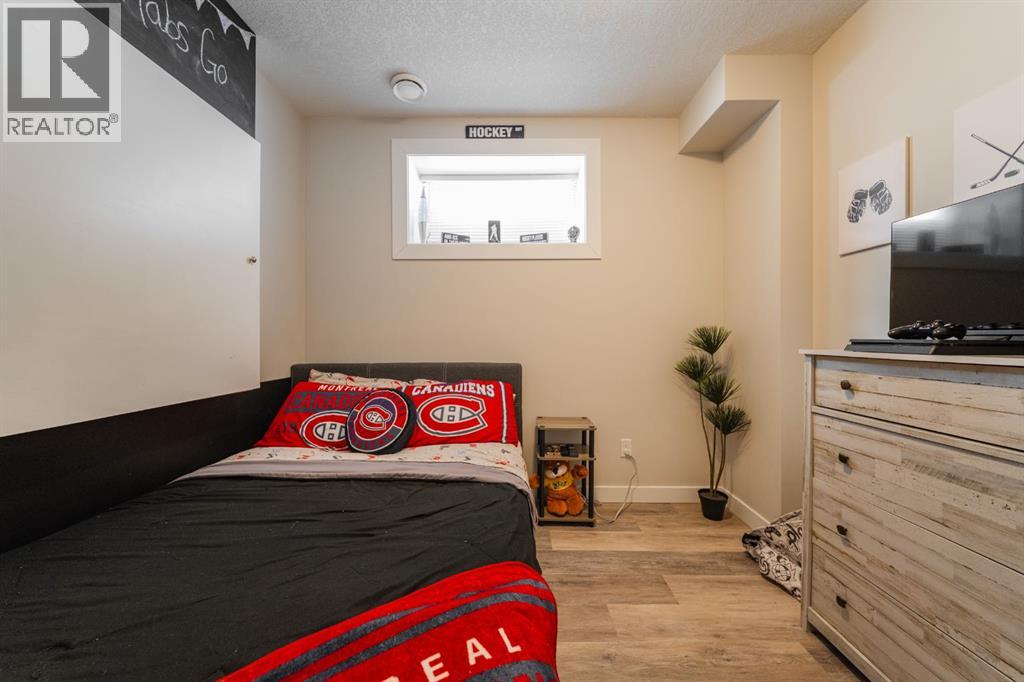 224 Warren Way, Fort McMurray