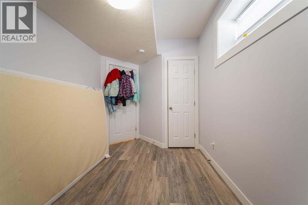 224 Warren Way, Fort McMurray