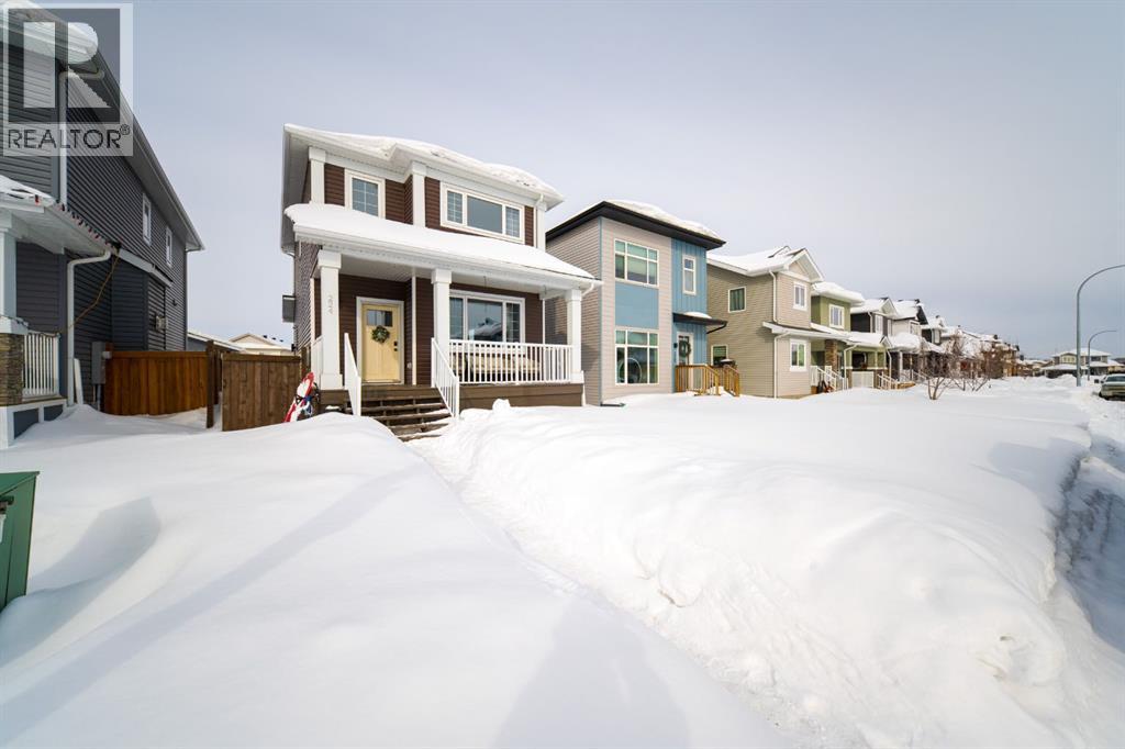 224 Warren Way, Fort McMurray