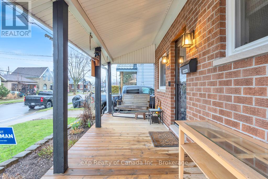 762 LITTLE HILL STREET - 2