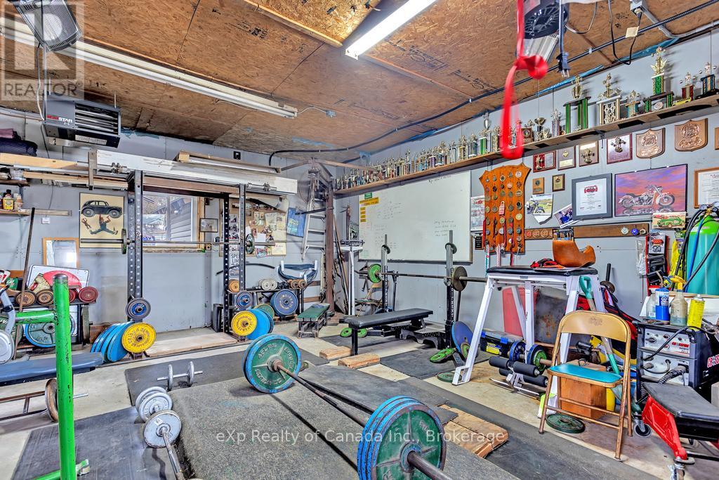 762 LITTLE HILL STREET - 20