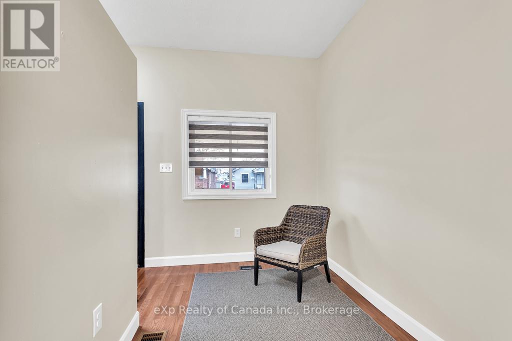 762 LITTLE HILL STREET - 3