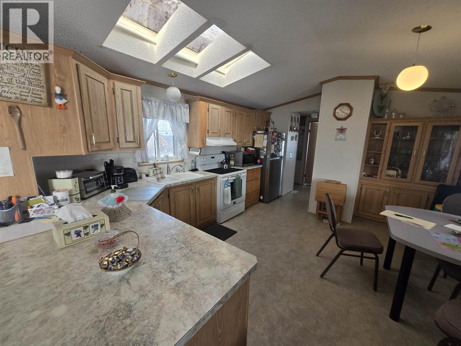 33 602 ELM STREET, Quesnel